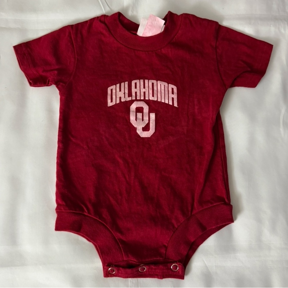 No Brand Oklahoma Sooners Red Short Sleeve 12 Months Onesie